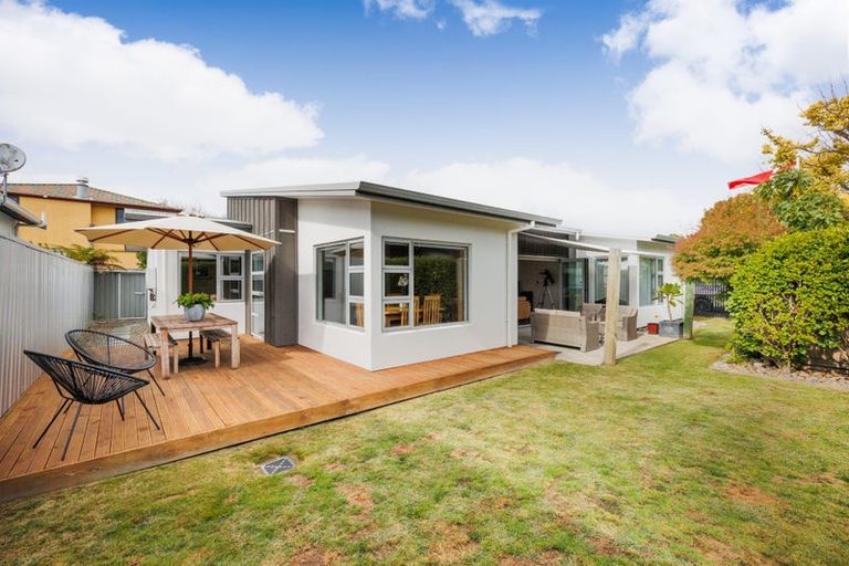 Photo of property in 5 Ake Ake Avenue, Hokowhitu, Palmerston North, 4410