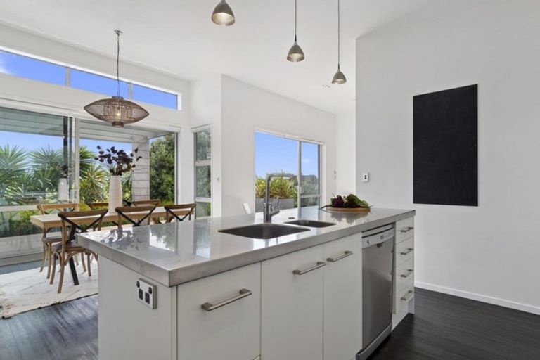 Photo of property in 432 Papamoa Beach Road, Papamoa Beach, Papamoa, 3118