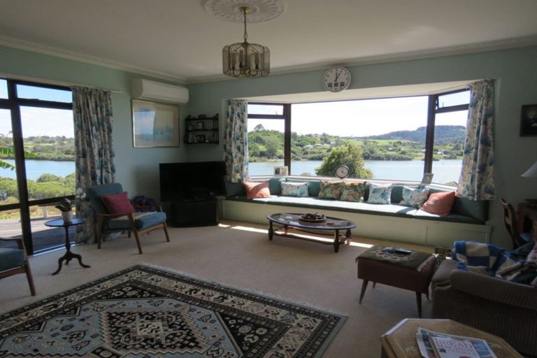 Photo of property in 19 The Lookout, Kerikeri, 0230