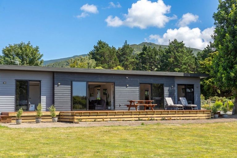 Photo of property in 14 Ataahua Place, Featherston, 5710