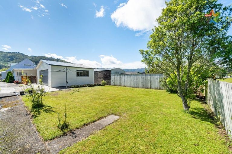 Photo of property in 62b Dover Road, Wainuiomata, Lower Hutt, 5014