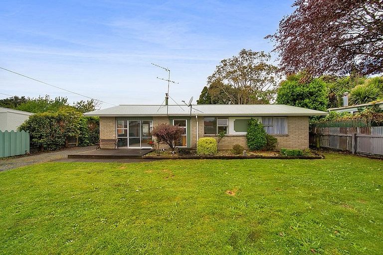 Photo of property in 24 Wilson Street, Waverley, 4510