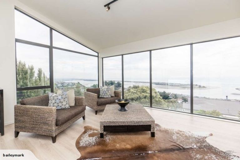 Photo of property in 109c Moncks Spur Road, Redcliffs, Christchurch, 8081