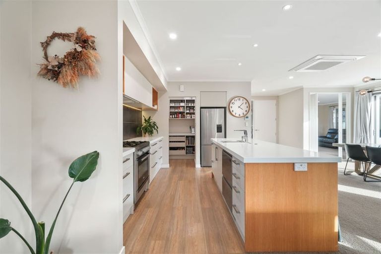 Photo of property in 1 Villa Mews, Rolleston, 7614