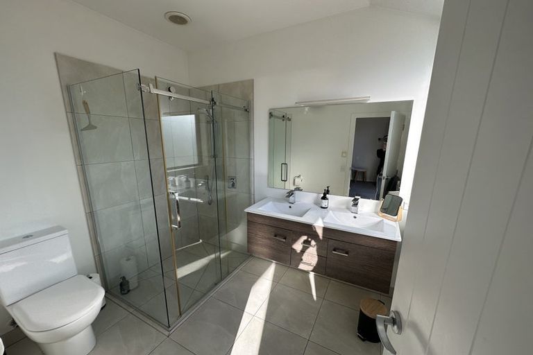 Photo of property in 19 Oxfordshire Avenue, Lower Shotover, Queenstown, 9304