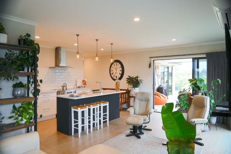 Photo of property in 3 Hurunui Drive, Te Awa, Napier, 4110