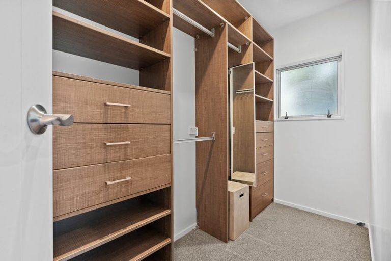 Photo of property in 6a Puketaha Road, Swanson, Auckland, 0816