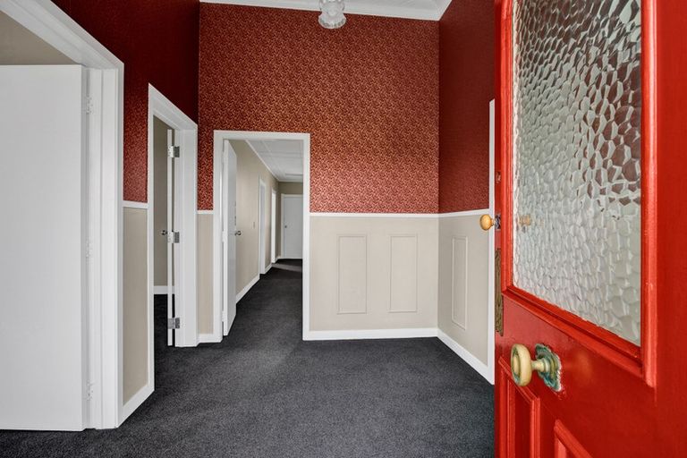 Photo of property in 20 Cambridge Street, Patea, 4520