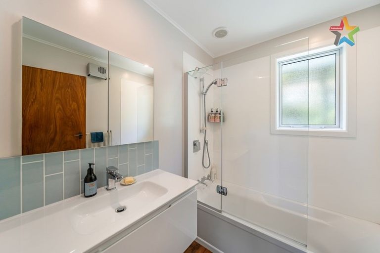 Photo of property in 130 Major Drive, Kelson, Lower Hutt, 5010