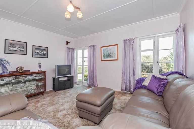 Photo of property in 14 Motatau Road, Papatoetoe, Auckland, 2025