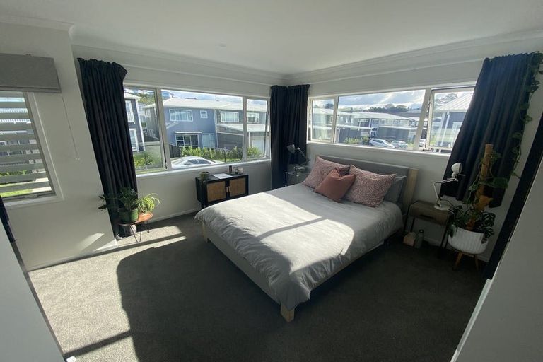 Photo of property in 22 Taitonga Lane, Stanmore Bay, Whangaparaoa, 0932