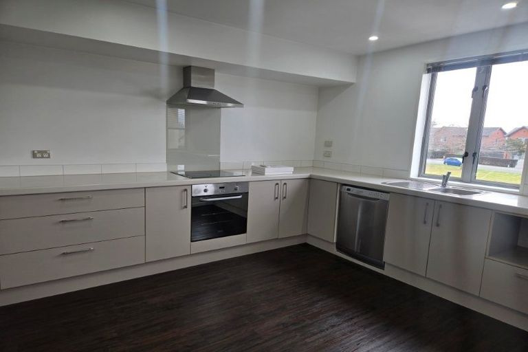 Photo of property in 22 Henley Green, Northwood, Christchurch, 8051