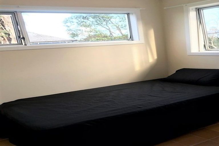 Photo of property in 2/465 Hibiscus Coast Highway, Orewa, 0931