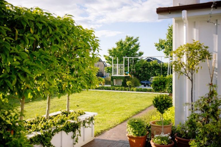 Photo of property in 83 Saint Kilda Road, Cambridge, 3434