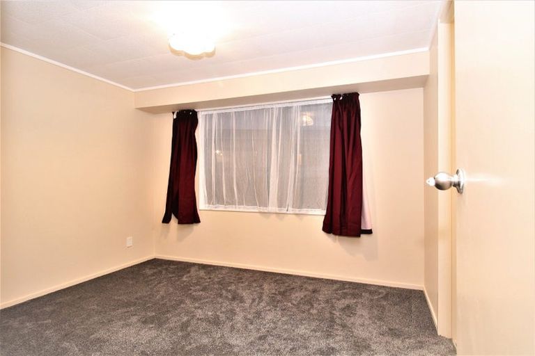 Photo of property in 3 Lowburn Place, Clover Park, Auckland, 2019