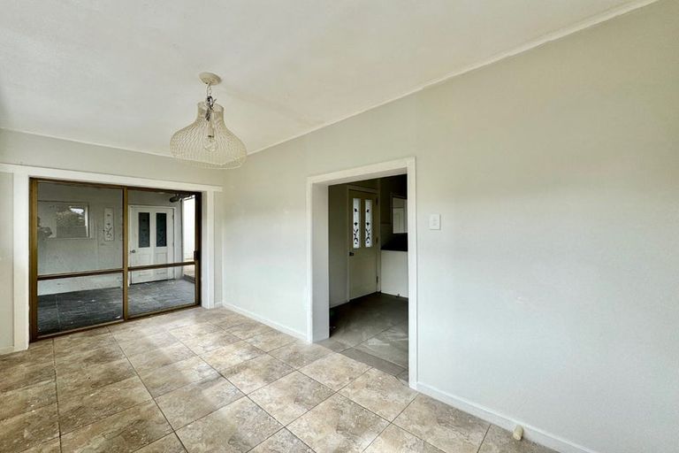 Photo of property in 2/15 James Road, Manurewa, Auckland, 2102