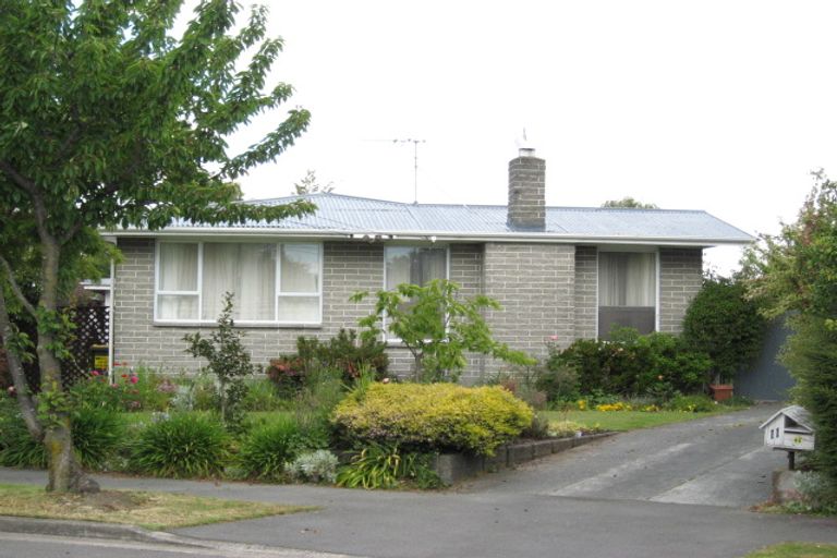 Photo of property in 11 Geelong Place, Burnside, Christchurch, 8053