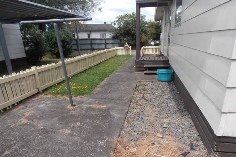 Photo of property in 2 Harold Lane, Dinsdale, Hamilton, 3204