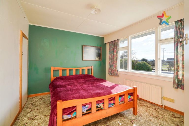Photo of property in 37 Papatotara Road, Tuatapere, 9620