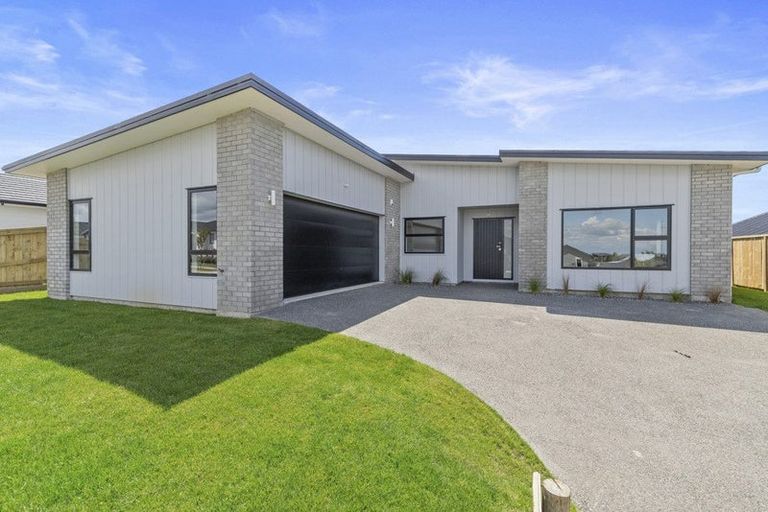 Photo of property in 52 Pinehurst Crescent, Morrinsville, 3300