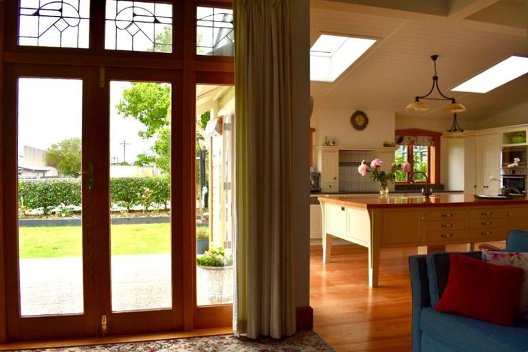 Photo of property in 65 Russell Street, Westport, 7825