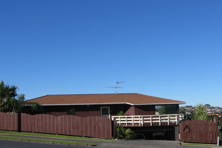Photo of property in 101 Redoubt Road, Goodwood Heights, Auckland, 2105
