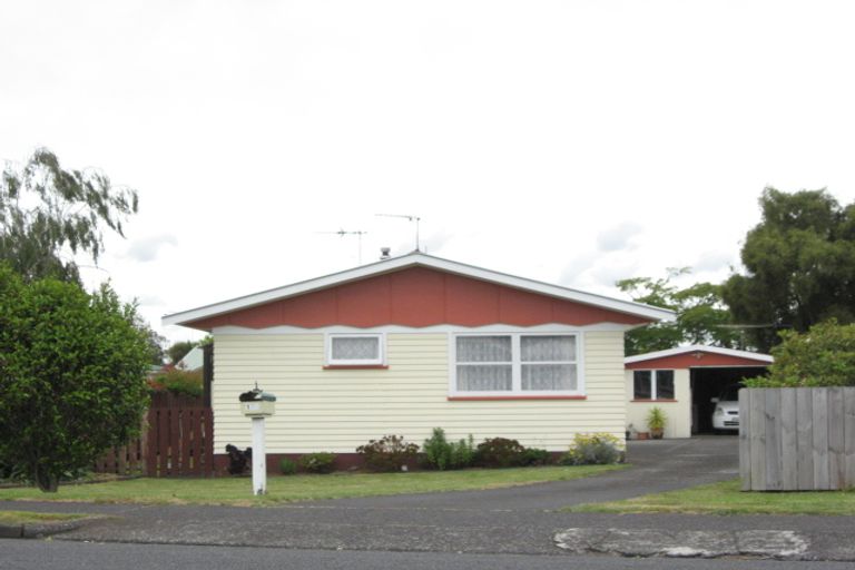 Photo of property in 170 Queen Street, Pukekohe, 2120