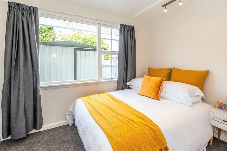 Photo of property in 1/200 Waimairi Road, Ilam, Christchurch, 8041