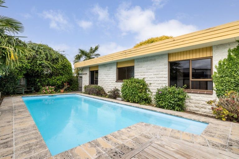 Photo of property in 377 Westminster Avenue, Tamatea, Napier, 4112