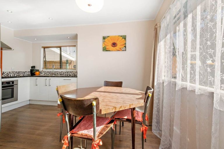 Photo of property in 74a Reynella Drive, Massey, Auckland, 0614