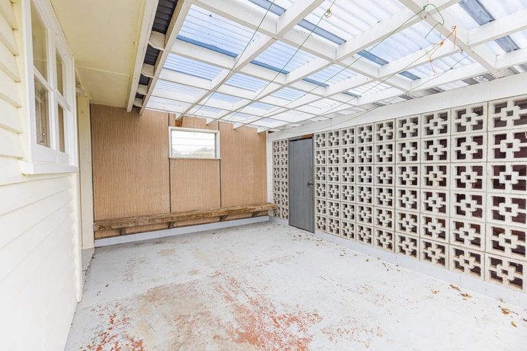 Photo of property in 12 Tiraumea Road, Pahiatua, 4910