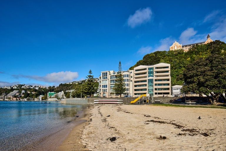 Photo of property in 6/166 Oriental Parade, Oriental Bay, Wellington, 6011