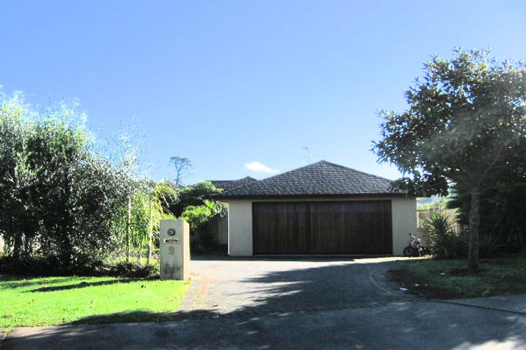 Photo of property in 9 Advance Way, Albany, Auckland, 0632