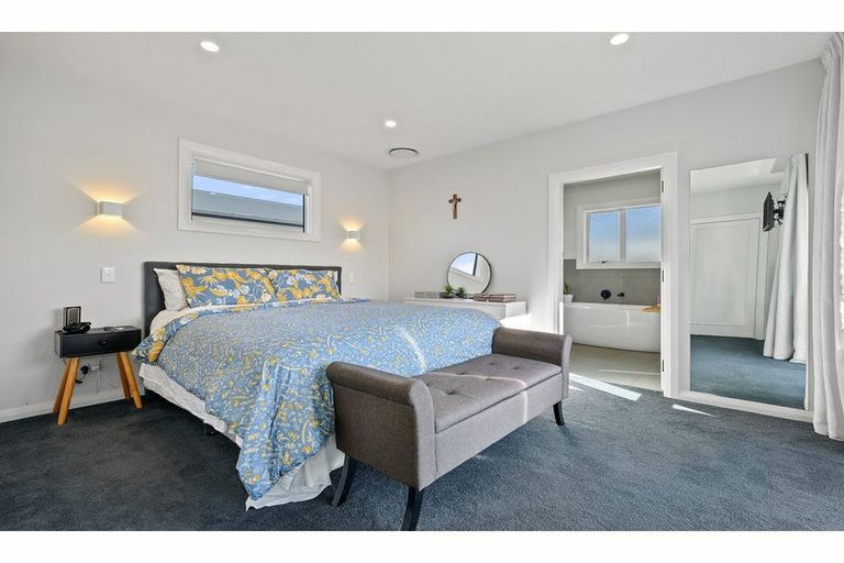 Photo of property in 274 Riverlaw Terrace, Saint Martins, Christchurch, 8022