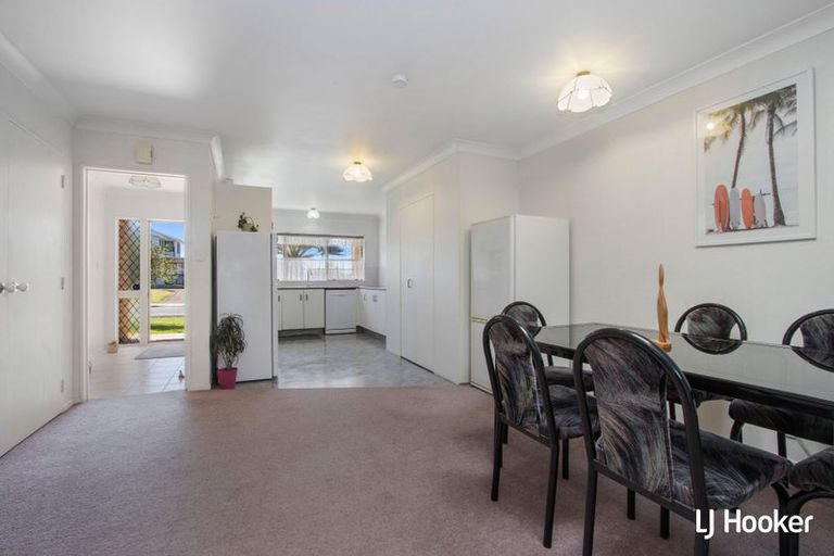 Photo of property in 87 Beach Road, Waihi Beach, 3611