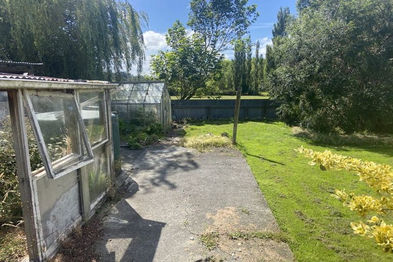 Photo of property in 12 Mccaughan Street, Browns, Winton, 9781