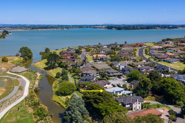 Photo of property in 20a Glenross Drive, Wattle Downs, Auckland, 2103