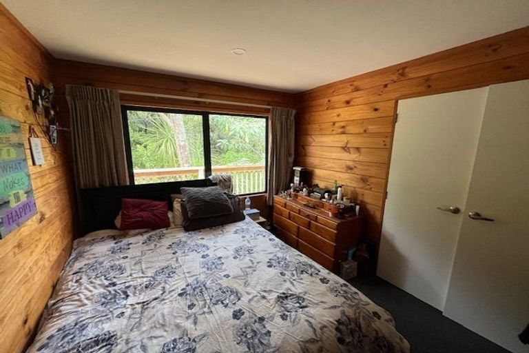 Photo of property in 1/7 Classic Grove, Bayview, Auckland, 0629