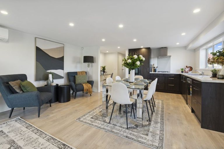 Photo of property in 68 Grove Road, Papakura, 2110