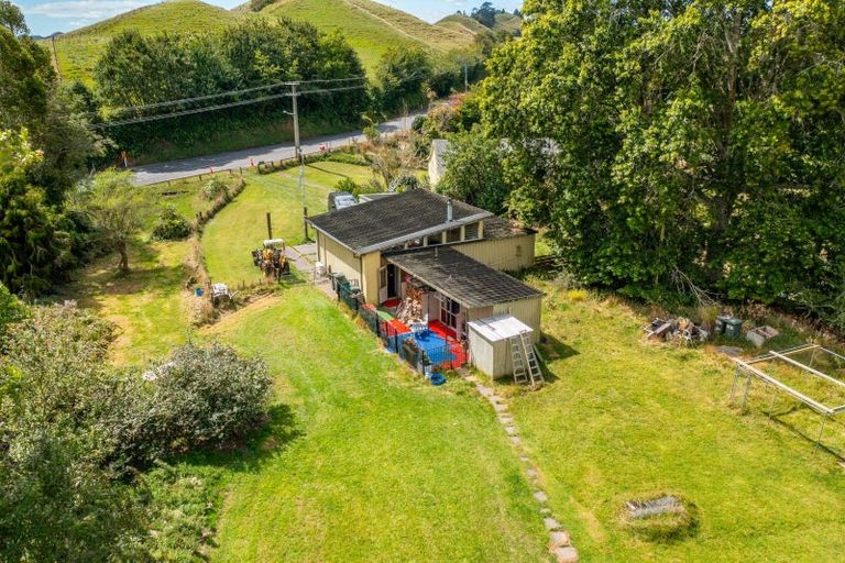 Photo of property in 1682 Ohura Road, Douglas, Stratford, 4392