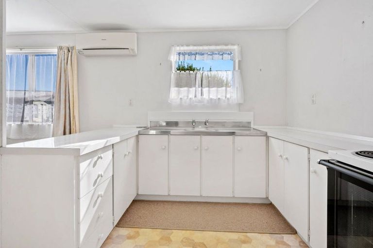 Photo of property in 25a Kuparu Place, Ruakaka, 0116