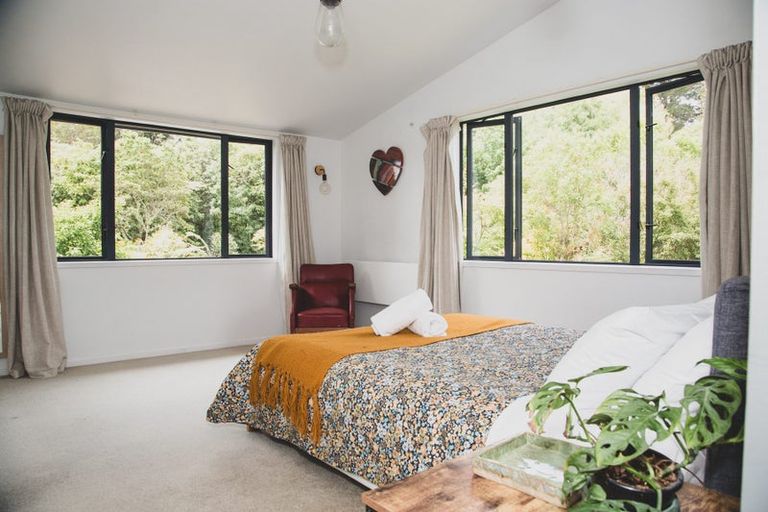 Photo of property in 123 Mapara Road, Acacia Bay, Taupo, 3385