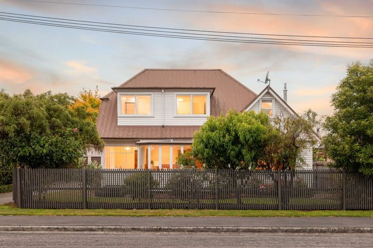 Photo of property in 8 Bounty Street, Bryndwr, Christchurch, 8053