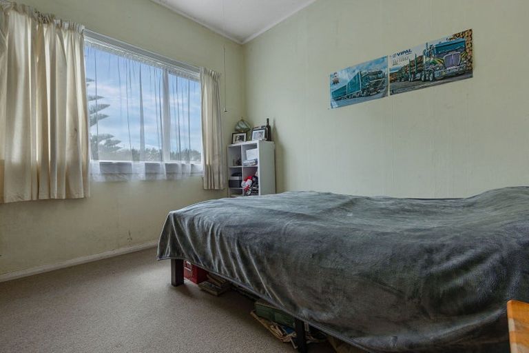 Property details for 2448 Far North Road, Waiharara, Kaitaia, 0484