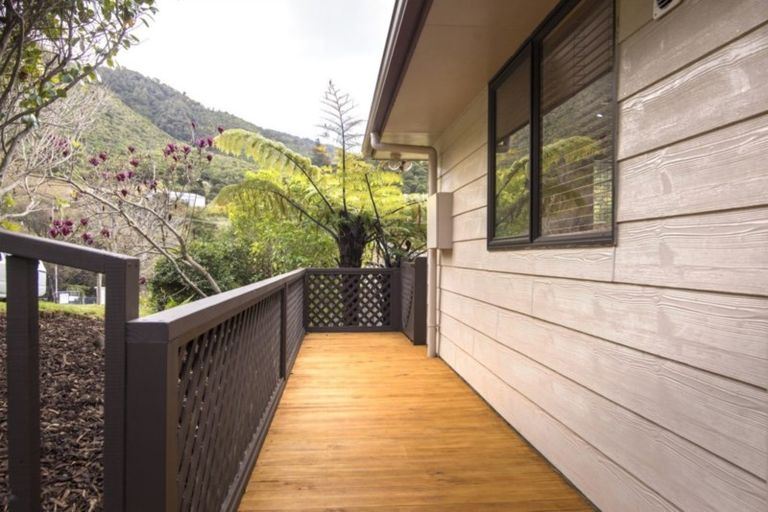 Photo of property in 3 Webster Place, Picton, 7220