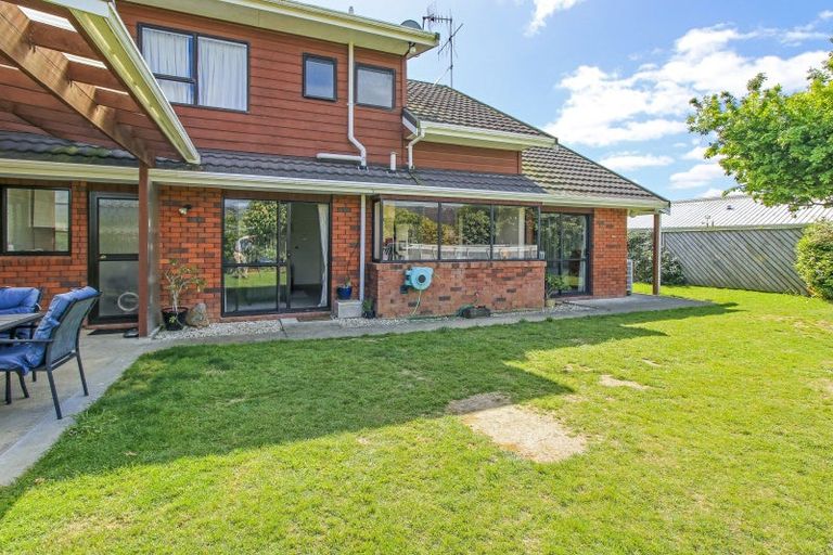 Photo of property in 18 Homewood Avenue, Levin, 5510