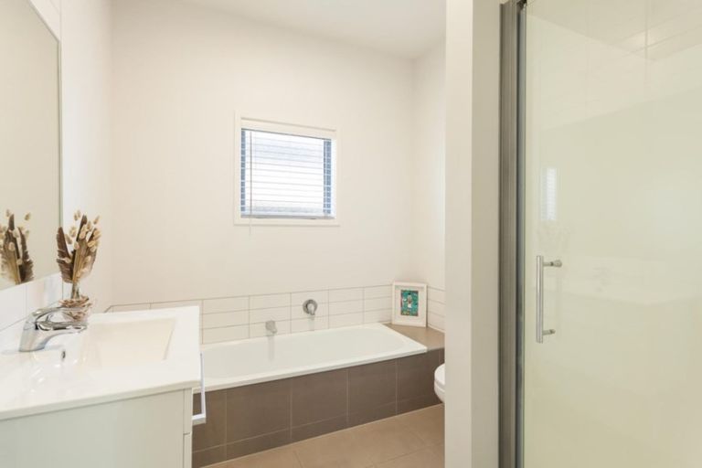 Photo of property in 12 Coprosma Close, Papamoa Beach, Papamoa, 3118