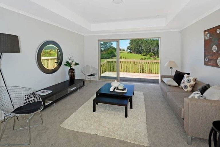 Photo of property in 262 Spur Road, Stillwater, Silverdale, 0993