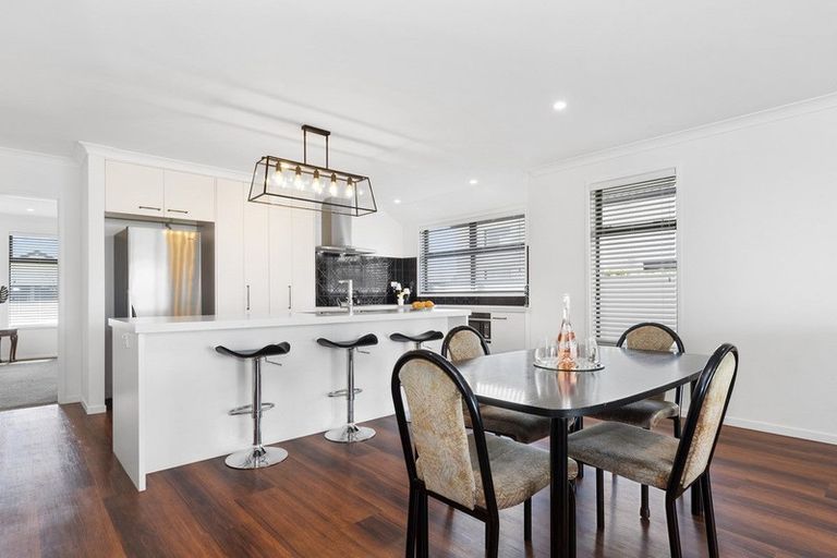 Photo of property in 14 Saint Thomas Avenue, Pyes Pa, Tauranga, 3112