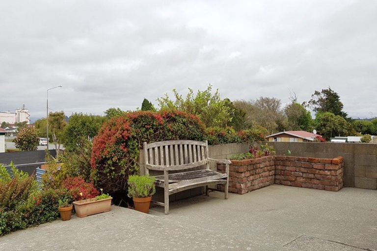 Photo of property in 70 Sale Street, Hokitika, 7810